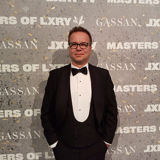 Richard Stooker in black tie at a Masters of LXRY event